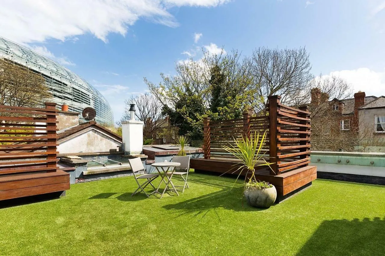 Modern Elegance, Steps From The Aviva! Home Cinema Dublin 0*,